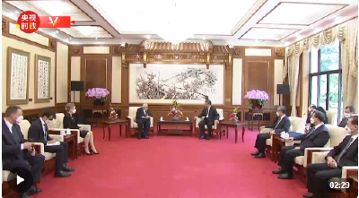 独家视频丨习近平会见基辛格：我们不忘老朋友