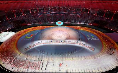 以体育促团结，为国际社会汇聚正能量——习近平主席在成都大运会开幕式欢迎宴会上的致辞引发广泛共鸣