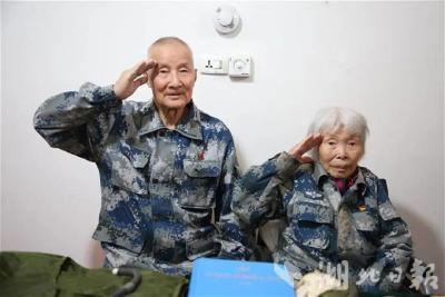 捐出1000万后，她又捐了这些“宝贝”……