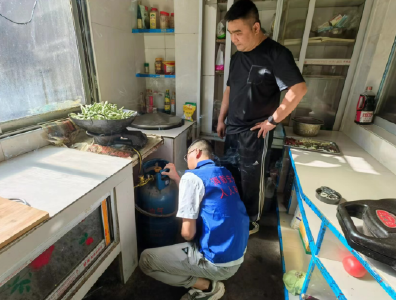 上龛乡：开展燃气隐患排查 守好“安全关”