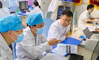房县人民医院：两科联手填补技术空白