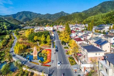 绿水青山间｜守护无价的山水画卷