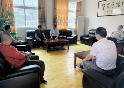 房县城关镇三海小学：深化校企合作 共谋发展新篇章