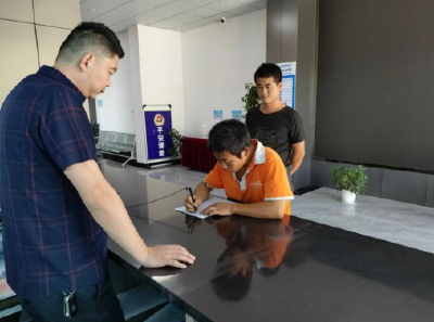 军店镇：多举措做好劳动保障监察工作