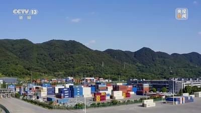 着重做好倾听、实干两件事（人民时评）