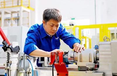 “对你们充满了敬意”