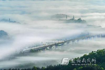 习近平致中华全国工商业联合会成立70周年的贺信