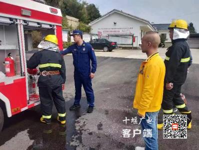 强基础提技能｜房县消防：深入乡镇开展消防业务培训演练