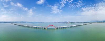 长江处处江豚湾