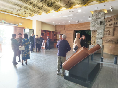 九九庆重阳  人社敬老情