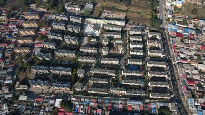 时政现场说丨坚定信心 努力把家园建设得更加美好