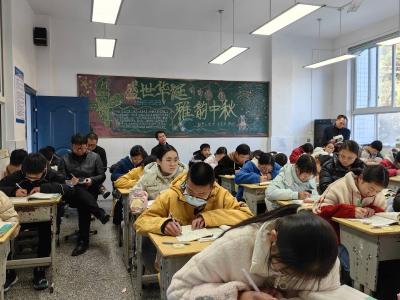 县教研中心到野人谷学校开展送教暨教学视导活动