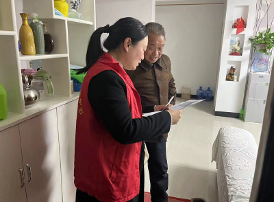 房县医疗保障局：持续夜间治安巡逻  缔造群众幸福生活