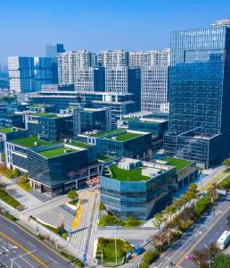 专访湖北省发改委党组书记、主任黎东辉：区域联动 提升湖北整体竞争力