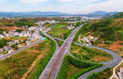 房县构筑“双集中”高质量发展产业共同体