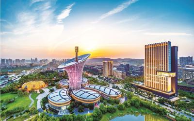 跟着总书记看中国 | 不惧风雨 奋楫先行