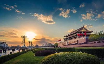 时习之丨“反腐败没有选择，必须知难而进”