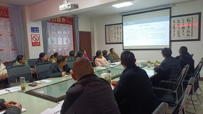 房县人社局：抓党建强队伍 助推人社事业全面发展