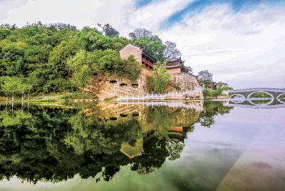 习言道｜打造各具特色的现代版“富春山居图”