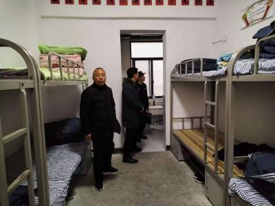 姚坪中学：筑牢校园安全防线，为开学保驾护航