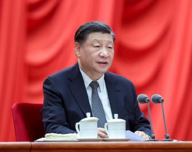 习近平就纳米比亚总统根哥布逝世向纳米比亚新任总统姆本巴致唁电