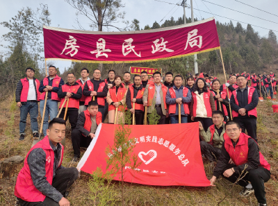 县民政局：拥抱春天 播种绿色