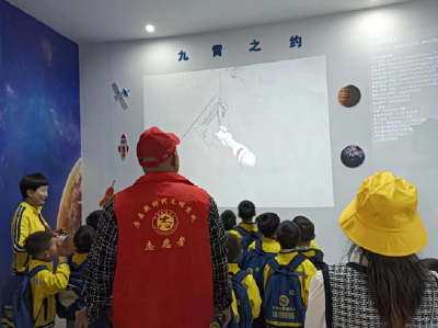 房县科协：扣好人生第一粒扣子  科学普及从娃娃抓起