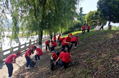 房县教学研究中心初中组对窑淮学校进行教学视导