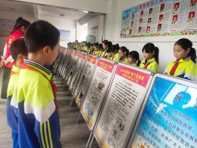 “流动科技馆”走进军店小学