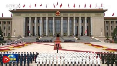 习近平同俄罗斯总统普京共同出席“中俄文化年”开幕式暨庆祝中俄建交75周年专场音乐会并致辞