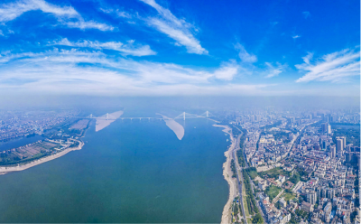 独家视频丨习近平：积极寻找两国利益汇合点 实现彼此成就