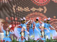 房县东城小学教联体：多彩活动迎“六一” 别样童年共成长