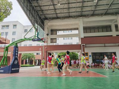 房县思源实验学校：“篮”出青春  “球”同存“谊”