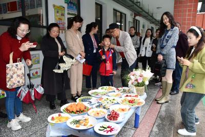 房县实验小学教联体：多彩践行劳动美 校际互动促交流