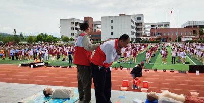 房县红十字会参与全县“5·12防灾减灾日” 应急演练活动