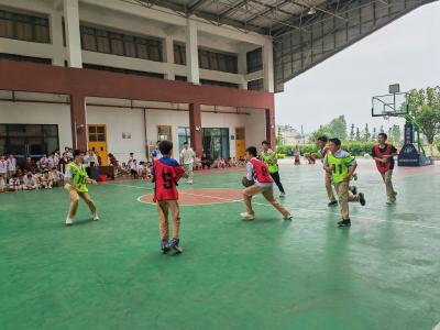 房县思源实验学校：逐梦少年  迎“篮”而上