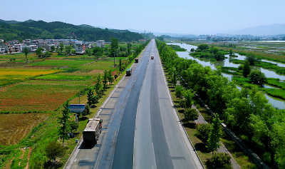 县保健院：适配有爱 助力童步更自信