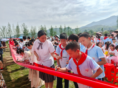 白鹤镇：小手拉大手，守水护水在行动