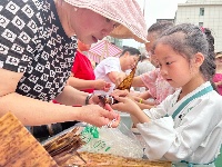 房县实验小学无纸化测评：不以纸笔定能力 虽无笔墨亦飘香