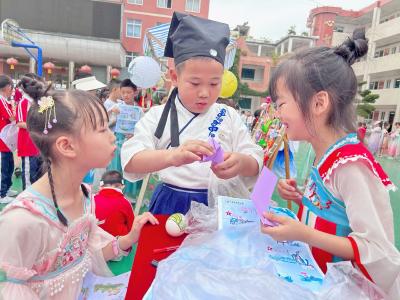 房县实验小学无纸化测评：不以纸笔定能力 虽无笔墨亦飘香