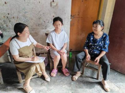 军店镇月明小学：开展暑期安全教育“四个一”活动