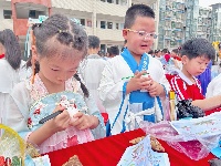 房县实验小学无纸化测评：不以纸笔定能力 虽无笔墨亦飘香