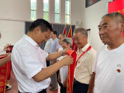 房县门古寺镇：“五个一”系列活动“庆七一”