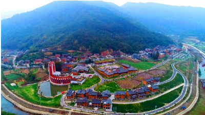 房县青峰镇：架起群众“连心桥” 奏响为民“服务曲”