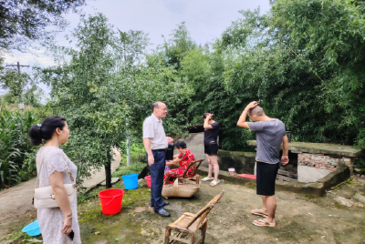 红塔镇卫生院：强化弱势人群的走访慰问不断提升群众获得感