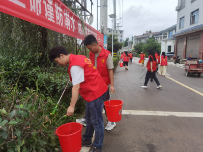 化龙堰镇：环境整治不松懈 扮靓镇村新颜值