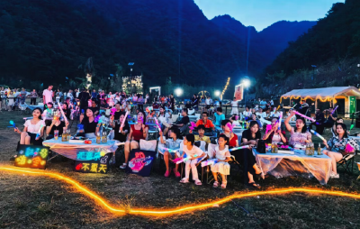 窑淮镇：夏日音乐节点亮窑淮“夜经济”