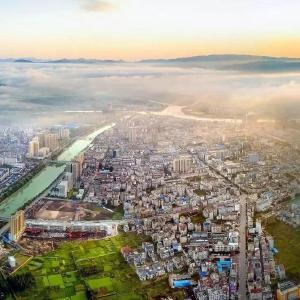 军店镇中村：军民携手庆“八一”，鱼水情深谱新篇