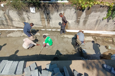 红塔镇谢湾村：齐心协力建衣池 共同缔造促振兴