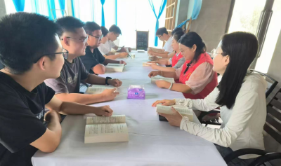 白鹤镇：同心协力，共筑青年阵地